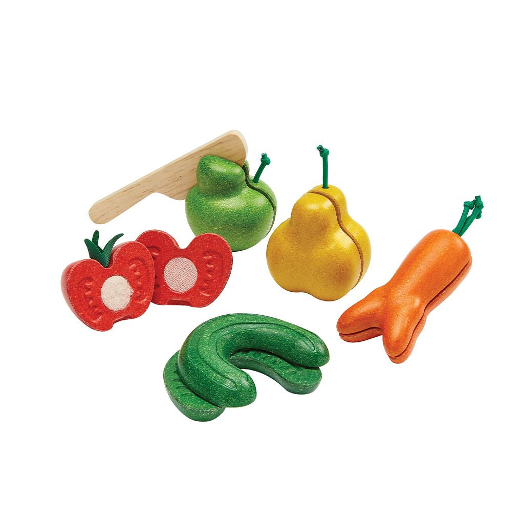 PlanToys - Age: 18M+  Wonky Fruit & Vegetables